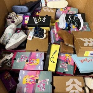 Target Kids Shoes Pallet (300 Pairs)